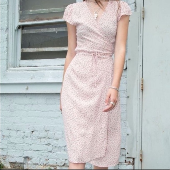 Brandy Melville Dresses & Skirts - Brandy Melville Wrap Midi Dress